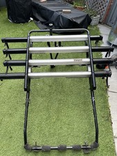 Thule Car cycle rack carries 4