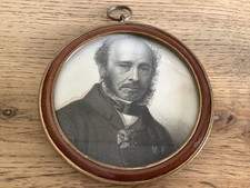  ANTIQUE FRAMED PORTRAIT