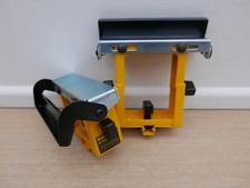 2 x DeWalt DE7024 work supports for DE7033 & DE7023 trackstand