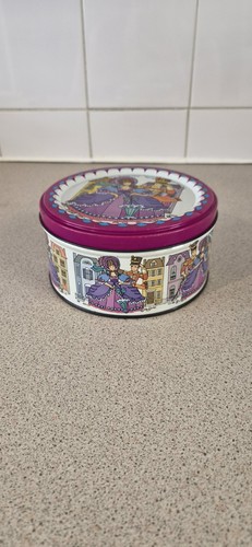 Small vintage quality street - quality,