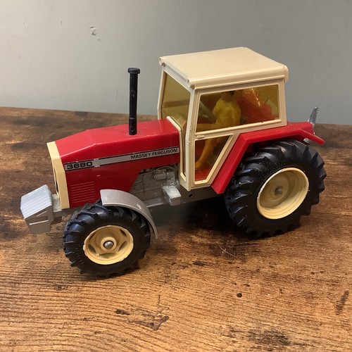 Britains farm massey - , ferguson