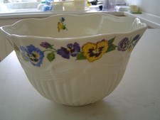BELLEEK IRELAND ENCHANTED GARDEN 2000  CENTERPIECE BOWL PANSIES 4 3/4"H X 8 1/4"