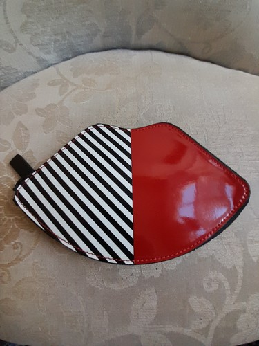 Vintage foldable lulu guinness - vintage,