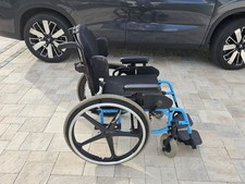 Ki Mobility Catalyst 5 18"X18" Folding Ultralight Wheelchair 19.5 Seat height