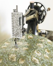 William Morris Pimpernel Green