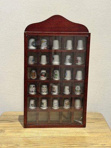 Vintage wooden thimble - wooden, display