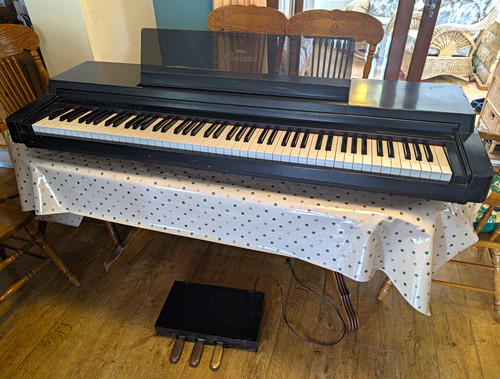 Yamaha clavinova clp 560 - clavinova, clp-560