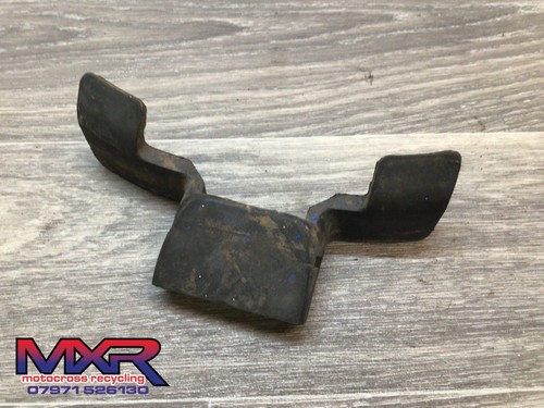 Honda 125 frame rubber - cr,