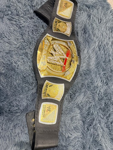 World heavyweight wrestling - heavyweight,