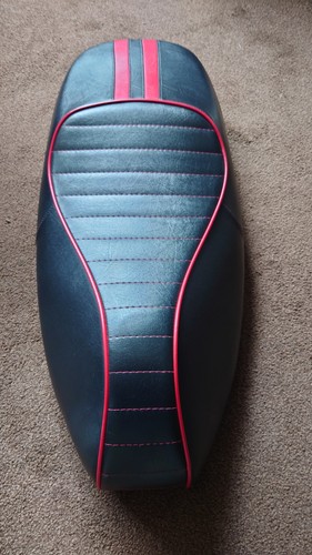 Vespa gts custom - vespa, seat