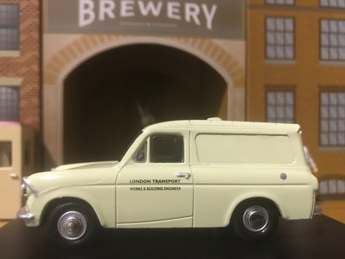 Ford anglia 105e london - 105e,