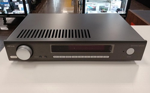 Arcam sa20 class integrated - arcam,