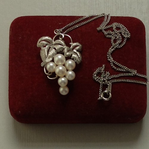 Mikimoto cultured pearl silver - cultured,