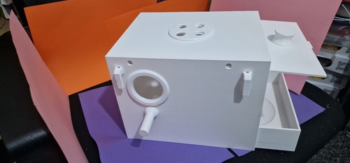 Budgie nest box - right, and