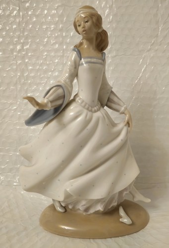 Lladro cinderella loses - lladro,