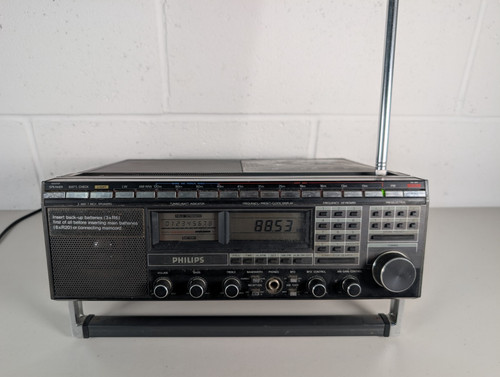 Philips d2999 pll - philips, synthesized