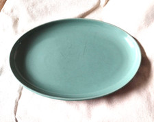 One Denby Manor Green Oval Plate 25cm by 18 cm