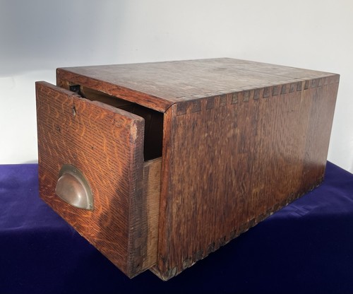 Vintage oak wood index card - oak,