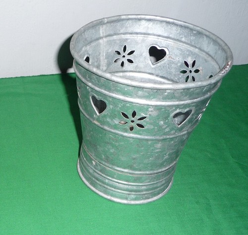 Vintage style galvanised - style,