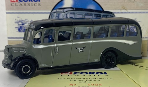 Corgi bedford ob coach - bedford,