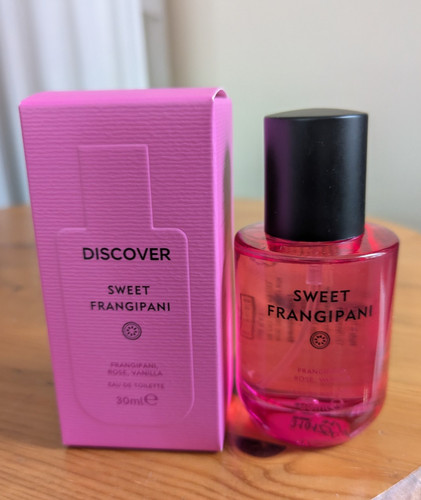 Discover sweet frangipani - frangipani, eau