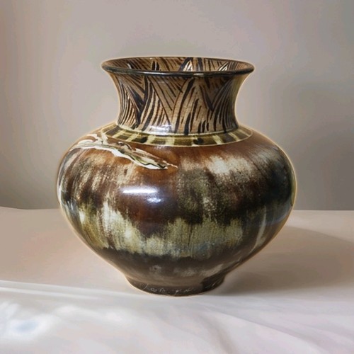 Signed craft pottery - signed,