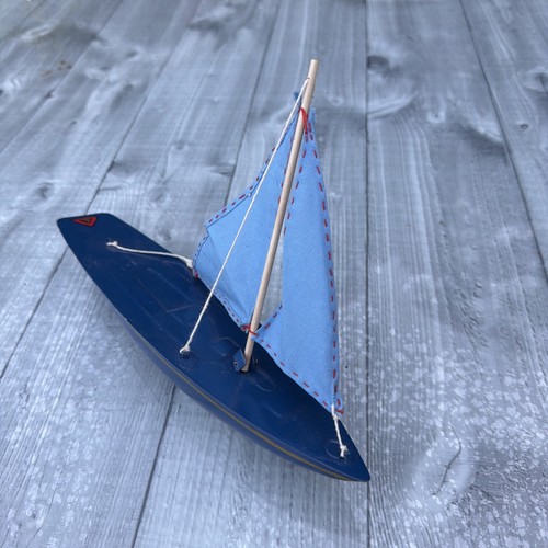 Tri ang pond - yacht, 26cm