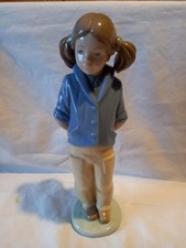 Nao By Lladro 1249 Girl With