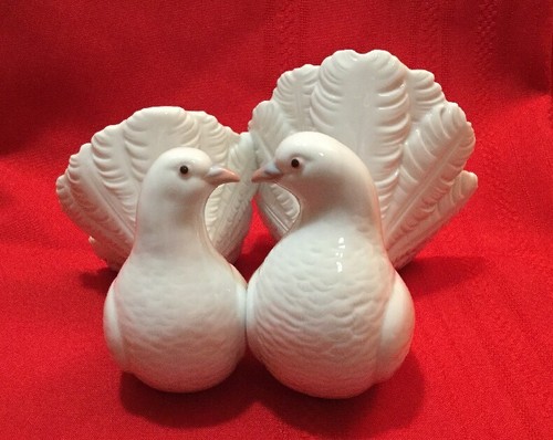 Rare lladro pair - lladro, kissing