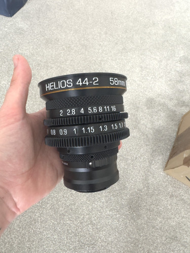 Sony anamorphic oval - e, bokeh