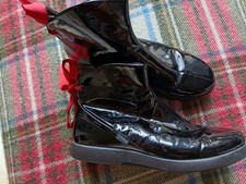 CAMPER PATENT BLACK LEATHER