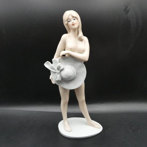Wallendorf nude girl - girl, hat