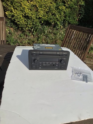 Audi symphony radio system - symphony, ii