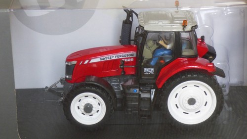 Universal hobbies massey - universal, 1:32