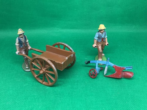 Farm figures cart and damaged - farm,