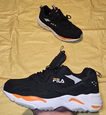 Fila Ray Tracer Trainers In A