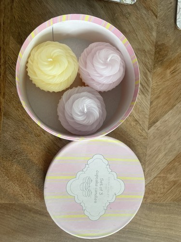 Laura ashley cupcake - ashley,