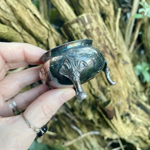 Small silver cauldron - silver,