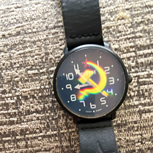 Analogue quartz wristwatch - analogue,