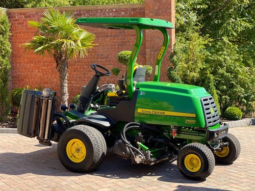 John deere 7500 fairway mower - fairway,