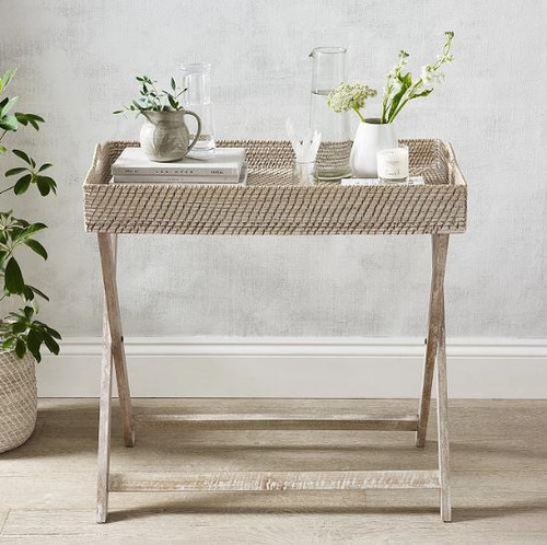 The white company - white,