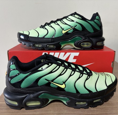 Nike air max - max, tuned