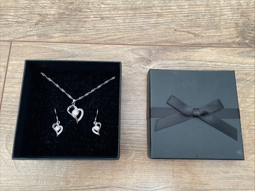 Necklace and earrings set - earrings,