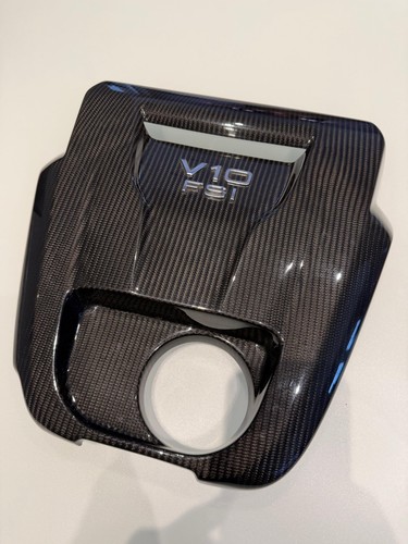 Carbon fibre audi v10 coupe - r8,