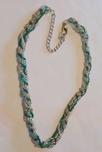 Vintage blue twisted bead and - ,