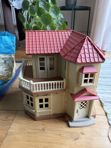 Sylvanian families house - families,