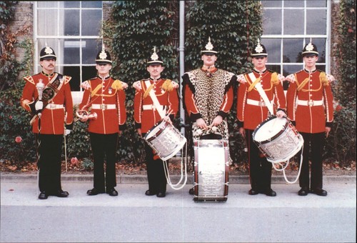 Vintage the king regiment - king's,