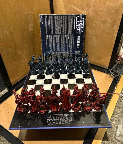 Star wars boxed chess - star,