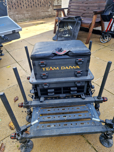 Daiwa fishing box with - box,