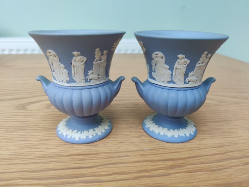 Wedgwood jasperware vases pair - vases,